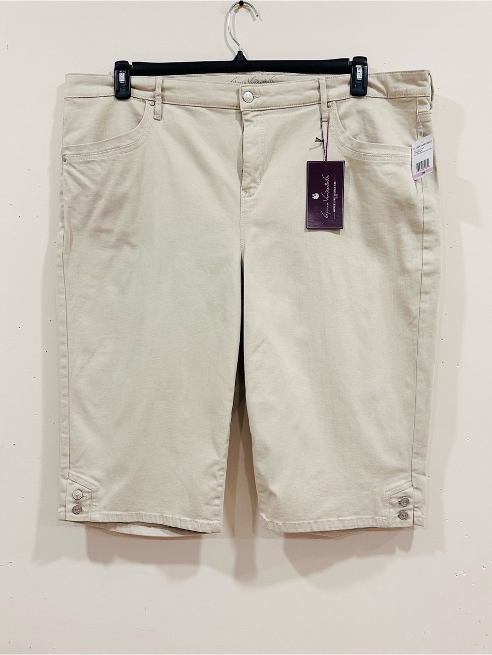 Gloria Vanderbilt Stonewood  MIDRISE  Bermuda Jean‎ Shorts Plus Size 22W NWT